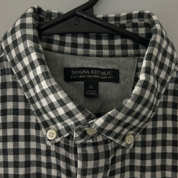 Banana Republic Long-sleeve Button-down - Picture 2 of 2